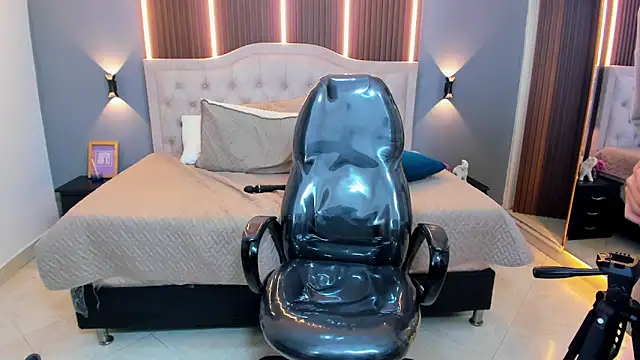 Tommy18__ live sex cam