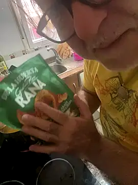 EroticVenetian live sex cam