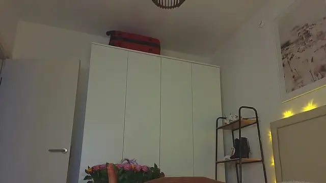 Lili_Roze_ live sex cam