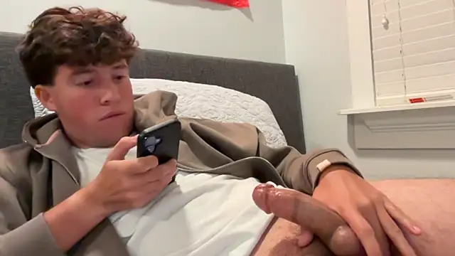 isiah_xx live sex cam