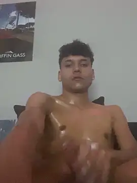 TyroneeDE live sex cam