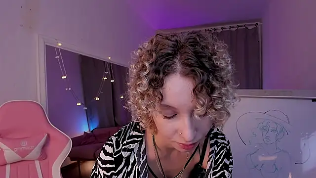 Mary_Wohlberg's cam snapshot