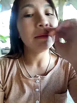 -Lanaa-'s cam snapshot