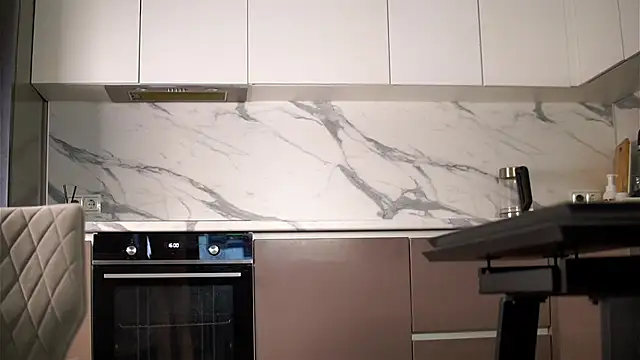 LucieNovembre's cam snapshot