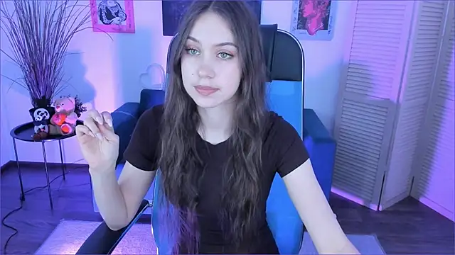 BlossomVesper's cam snapshot