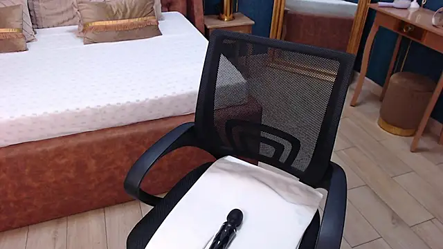 SerenaXMendezX's cam snapshot