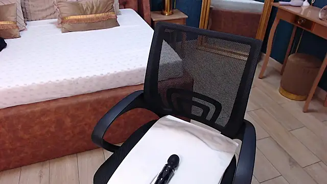 SerenaXMendezX's cam snapshot