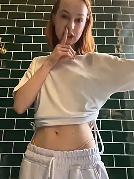 hani_obsessed's cam snapshot