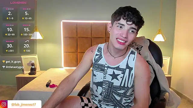 AlejooTwink live sex cam