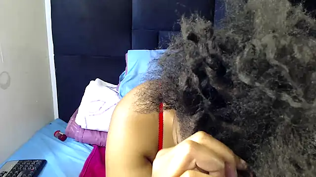 Busty-Londie's cam snapshot