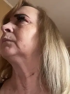 Irina2909@xh live sex cam