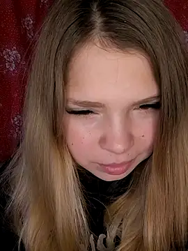 Zuli_Kiska's cam snapshot