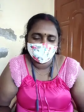 Tamil_Ranjini's cam snapshot