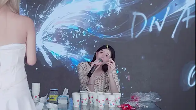 DNA_69's cam snapshot