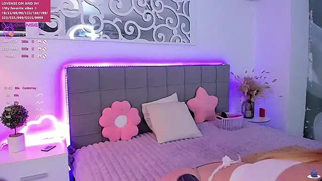 AshleyJoness live sex cam