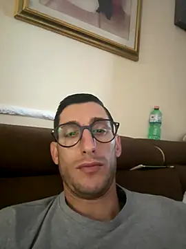 Gionnytav live sex cam