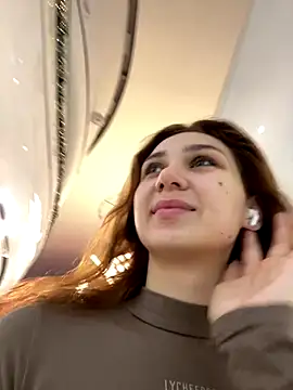 QuitieLia live sex cam