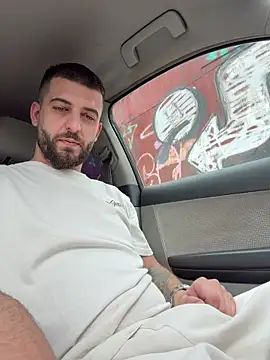 Pablo_Hornyguy95 live sex cam