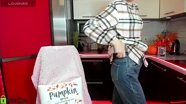 TayanaJons live sex cam