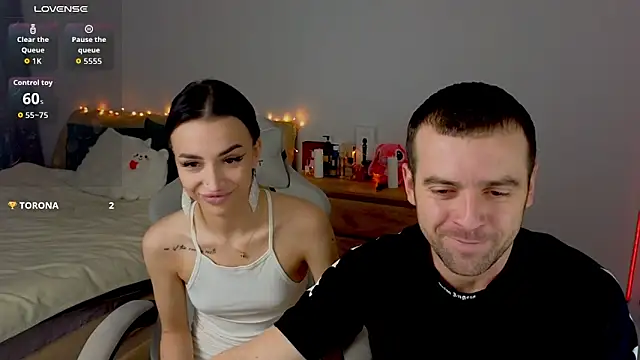 AdeleLaCr0ix live sex cam