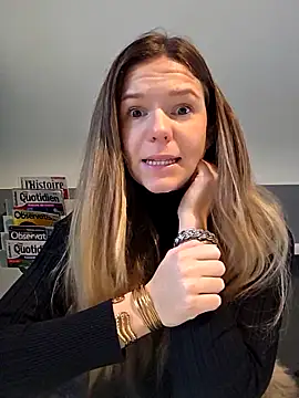 lucie_mehott live sex cam