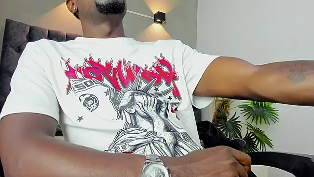 COMPTON_01 live sex cam