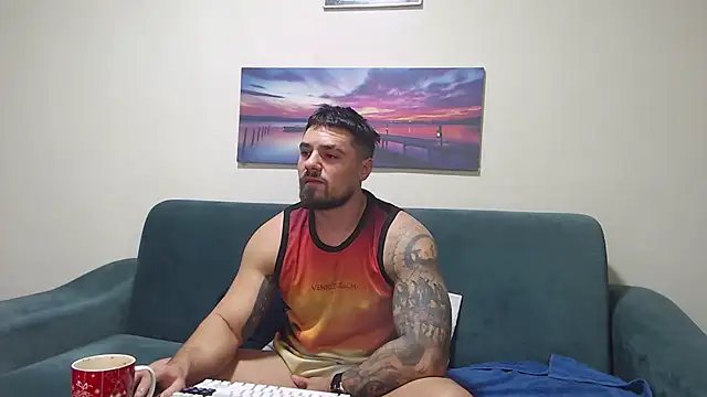 Tiberius_hunk live sex cam