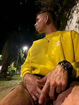 Dylams_maja live sex cam