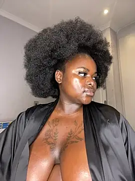 Honeycoco0211 live sex cam