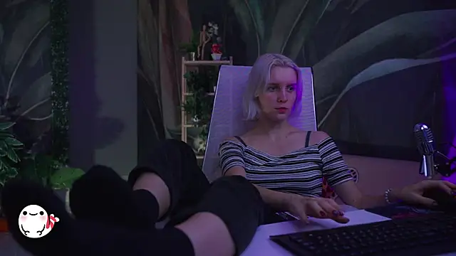 BethanyCloud live sex cam