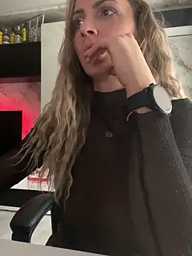 Goldgodess's cam snapshot