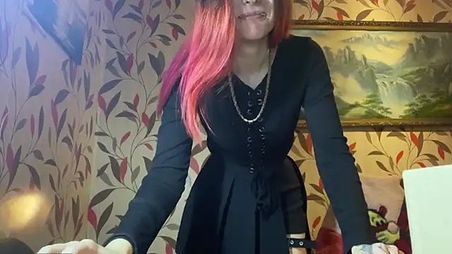 MangledShale live sex cam