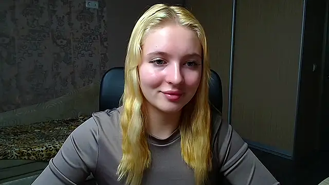 Milka_kiss_ live sex cam