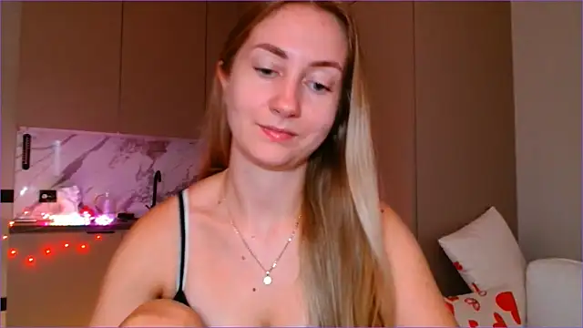 BluueSilk live sex cam