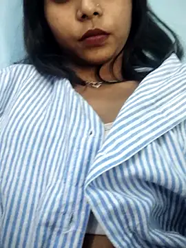 Isha_Liha live sex cam