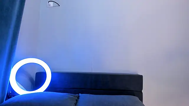 akura011 live sex cam