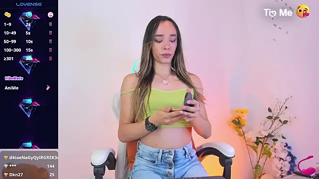 Linda_Crawford live sex cam