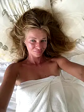 -OliWow- live sex cam