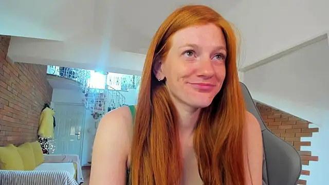 Aliceginger99 live sex cam