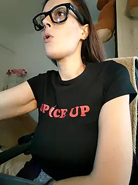 Mila_Luciphya live sex cam