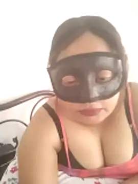 Cute-richa1's cam snapshot