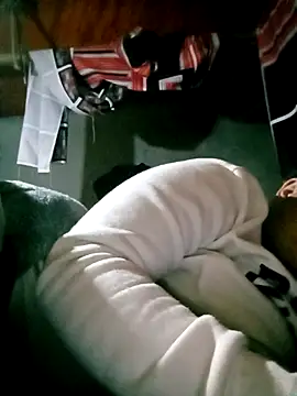 hey-bana's cam snapshot