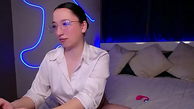 AVA_MAXX's cam snapshot