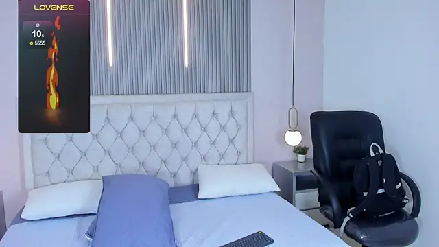 jhoumod_21_'s cam snapshot