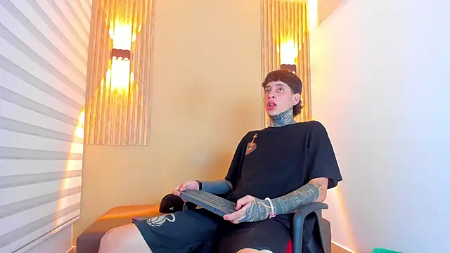 DANTE_ARMSTRONG live sex cam