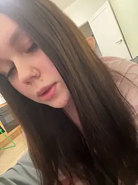 Marylallka5 live sex cam