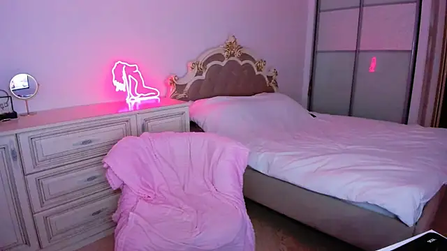 BriannaBlond live sex cam