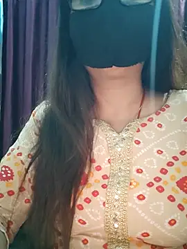 Aishwaryaa_69's cam snapshot