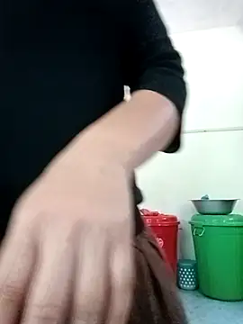 Reema_143's cam snapshot