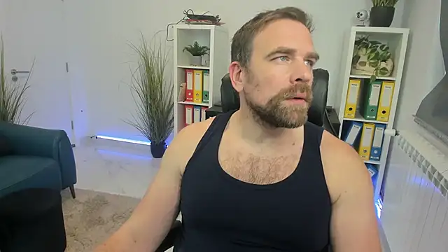 John-E-Dough's cam snapshot